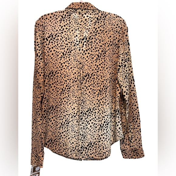 Pistola NWOT Cheetah Print Snap Shirt Size Small - Picture 2 of 4